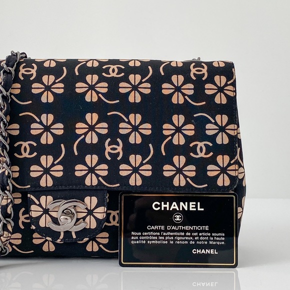 Chanel Shoulder Bag (3 Ways) - Picture 14 of 15